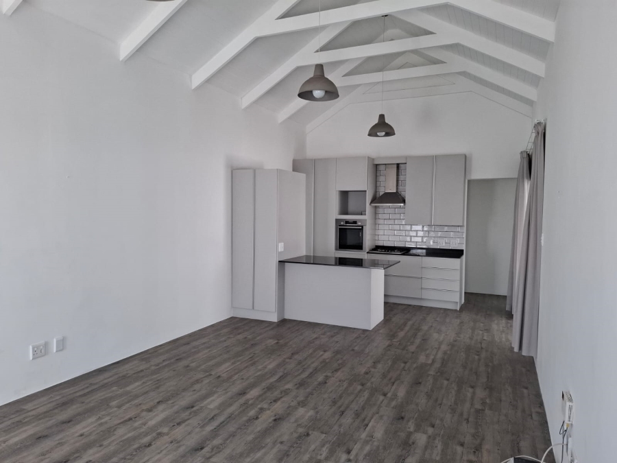 2 Bedroom Property for Sale in Sandbaai Western Cape